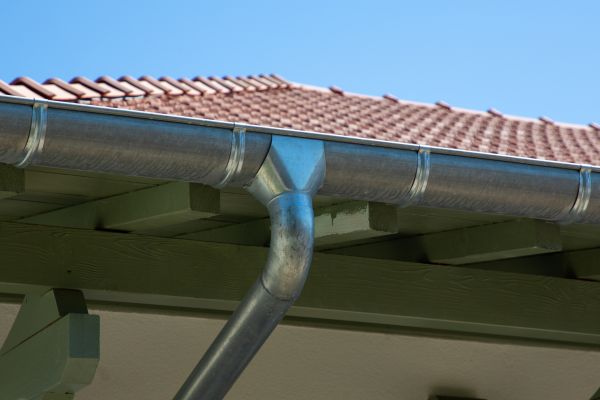 Eavestrough Repair in Port Orange