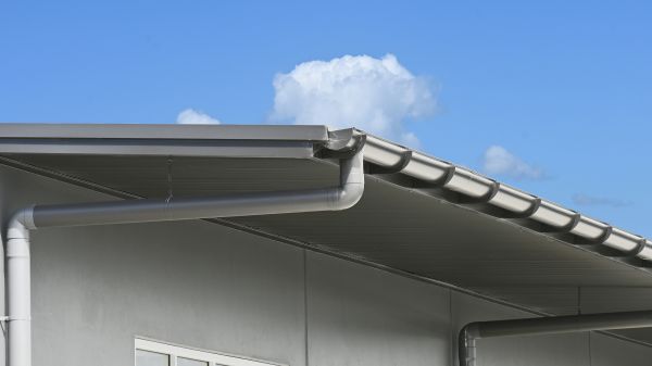 Eavestrough Service in Port Orange